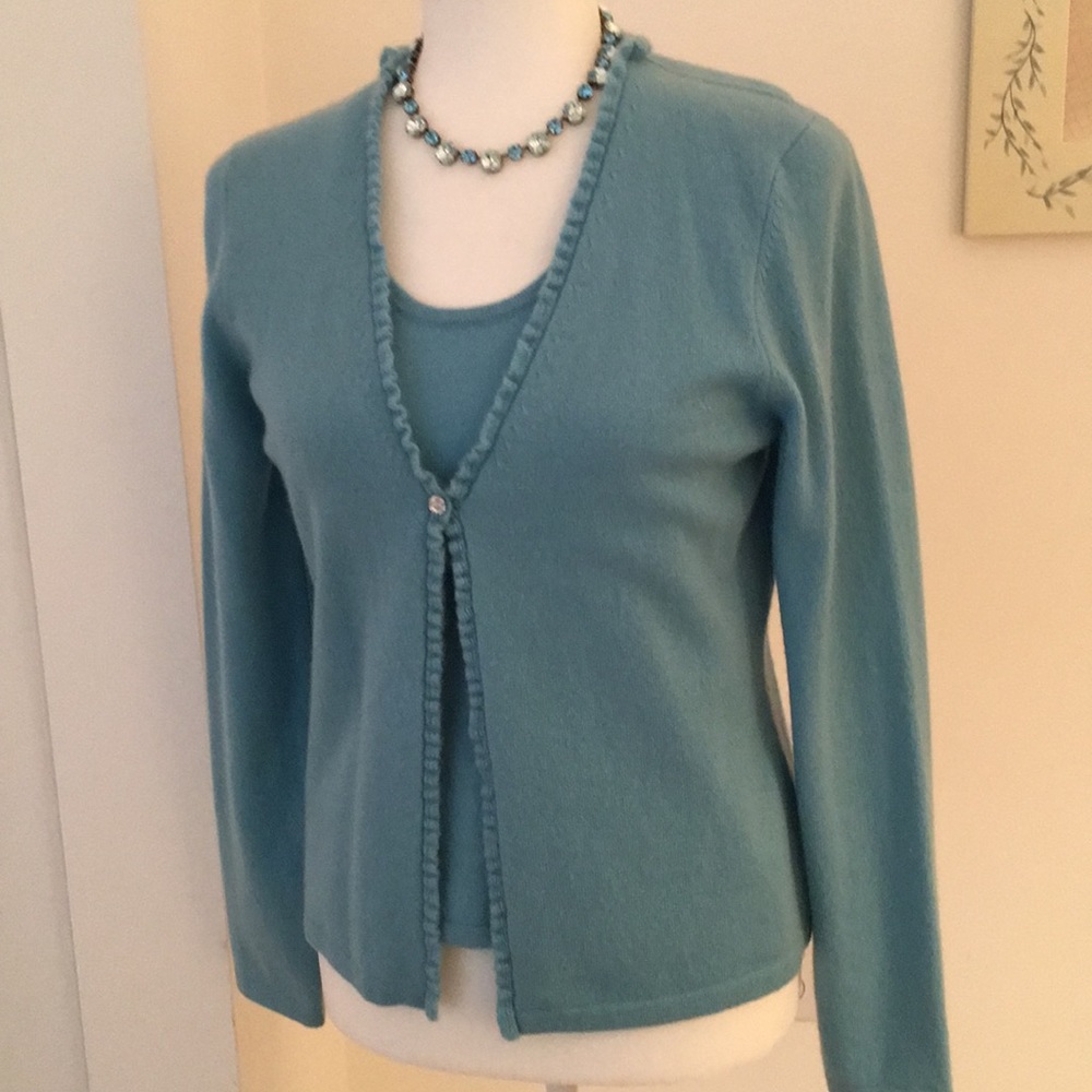 Cashmere sweater set